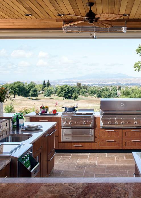 Outdoor Kitchen Cabinetry